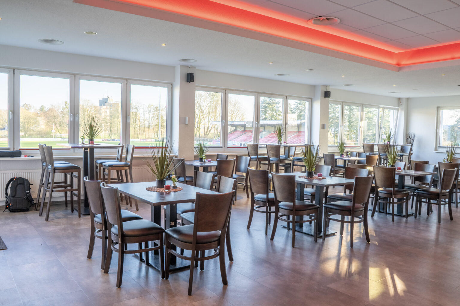 3-clubhaus-vip-bereich-11